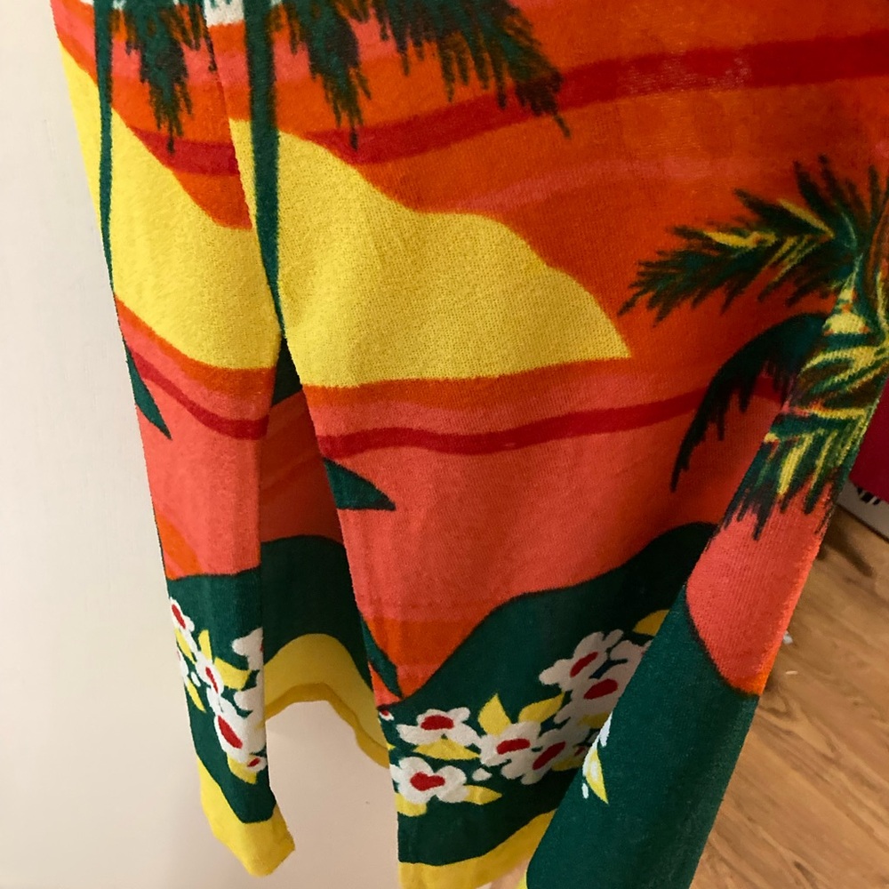 Tropical Sunset Terry Cover Up - Picture 5 of 7